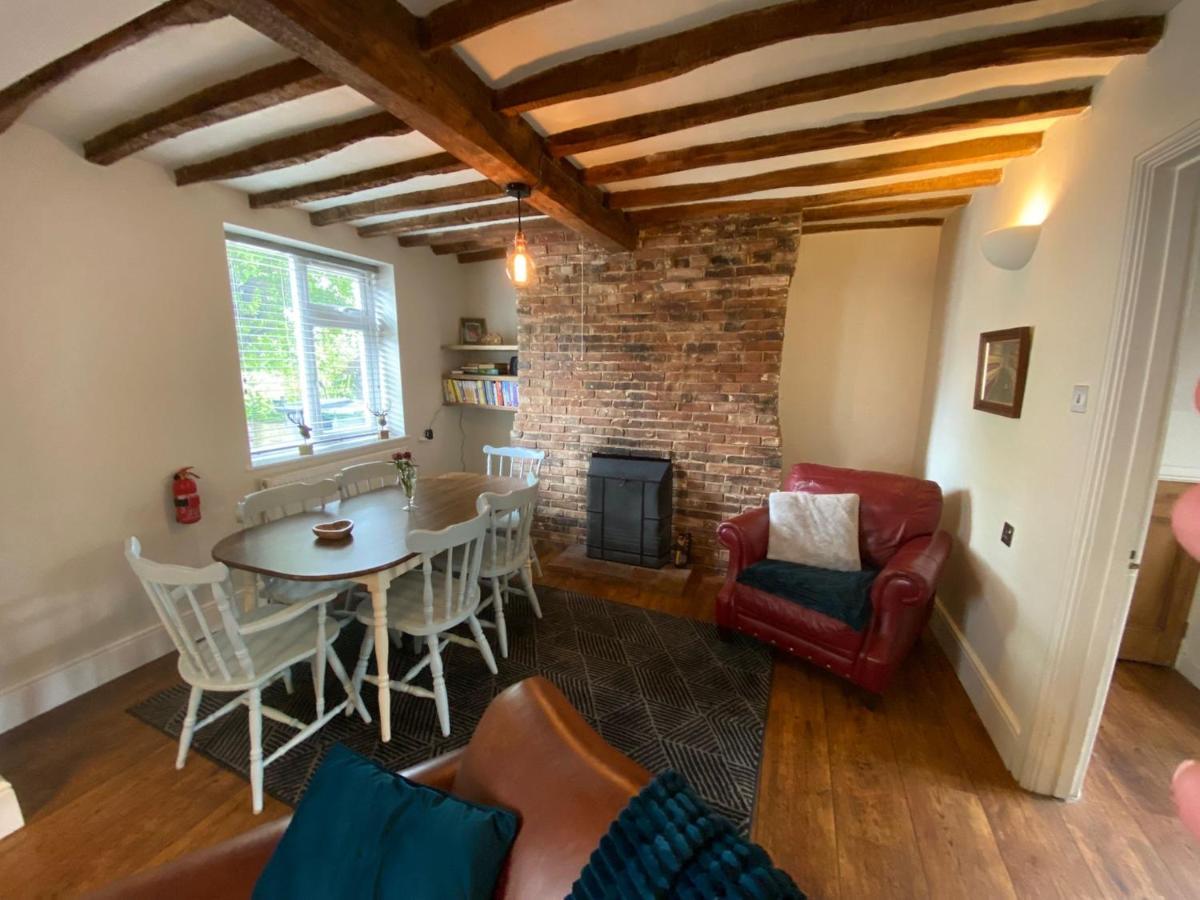Stoop Cottage - In The Heart Of Quorn Quorndon Exterior foto